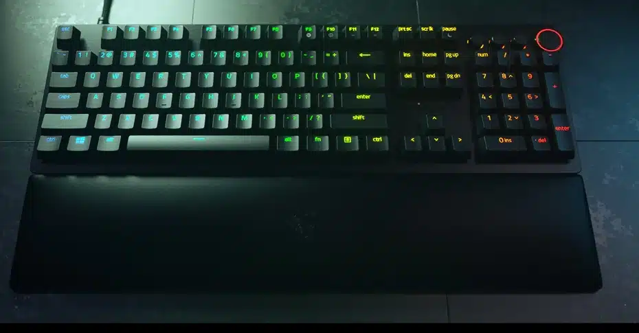 4. Razer Huntsman V2